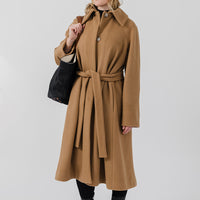 The Mag Mile - Wool Coat in Camel