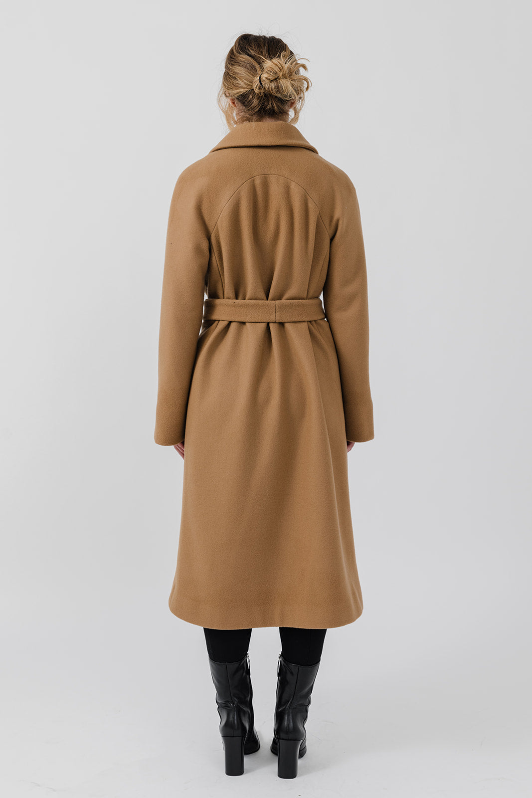 The Mag Mile - Wool Coat in Camel