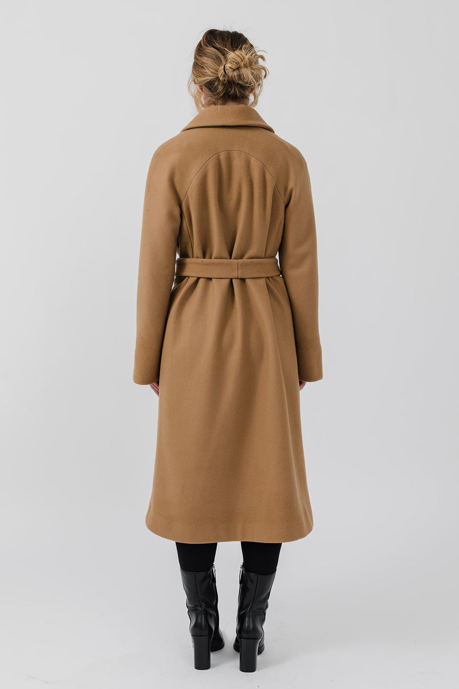 The Mag Mile - Wool Coat in Camel
