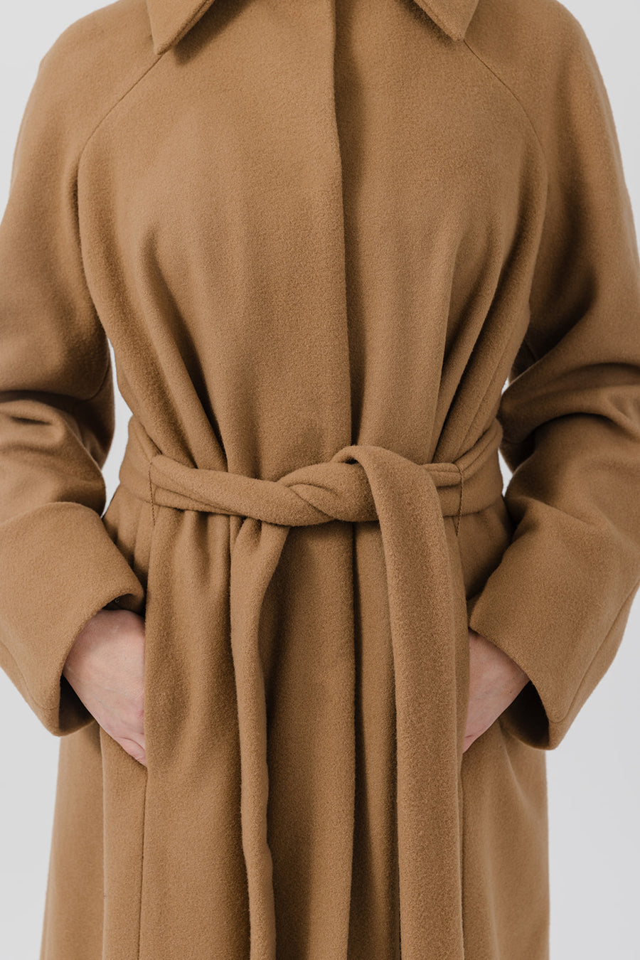 The Mag Mile - Wool Coat in Camel
