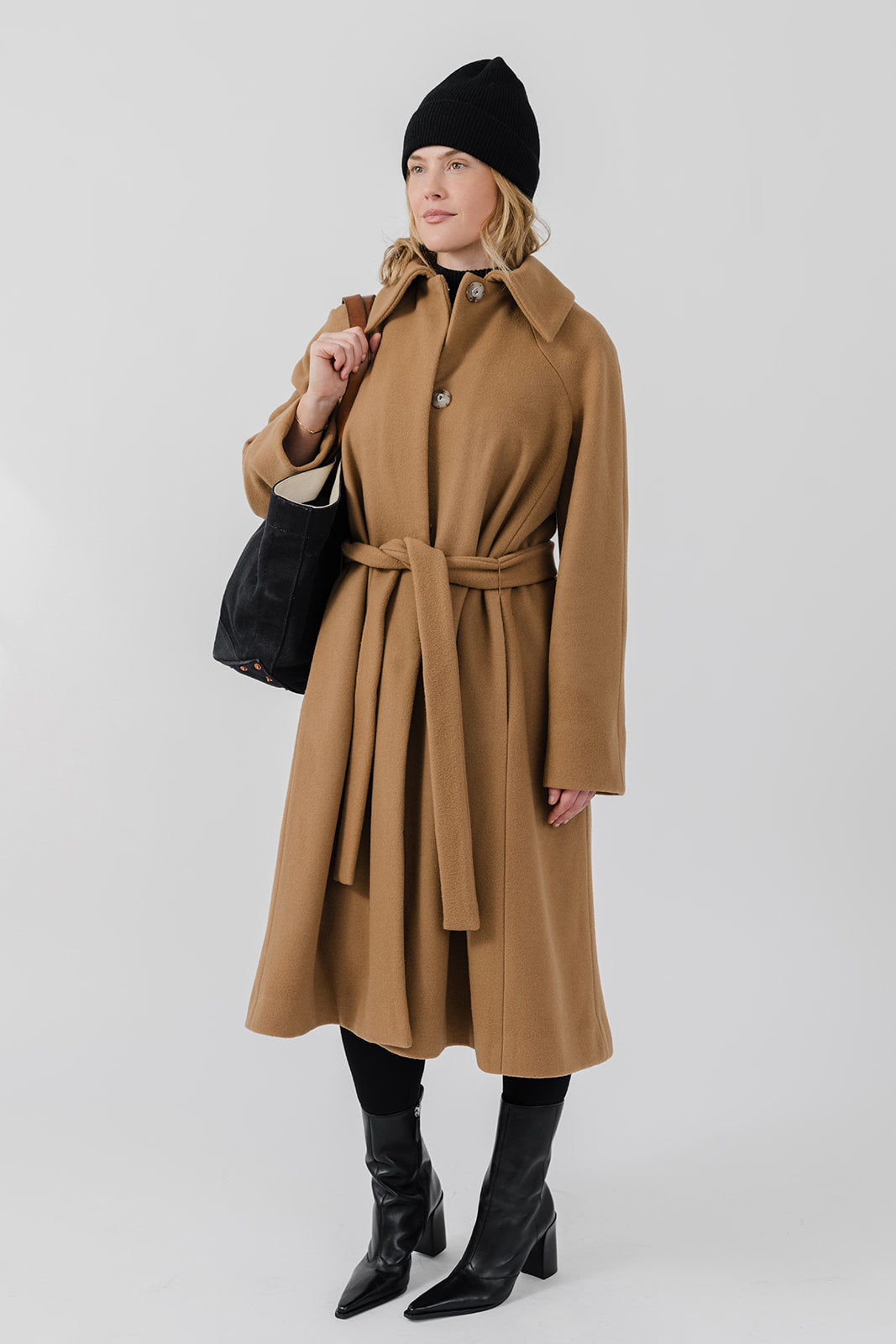 The Mag Mile - Wool Coat in Camel