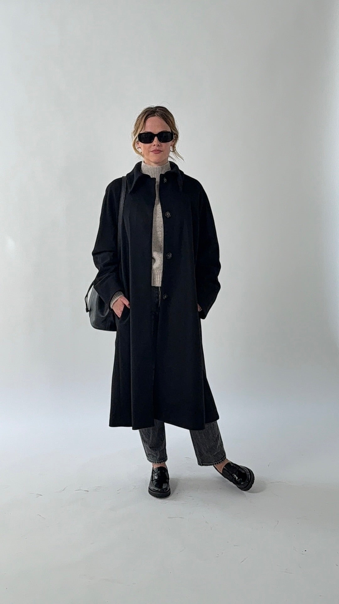 The Mag Mile - Wool Coat in Black