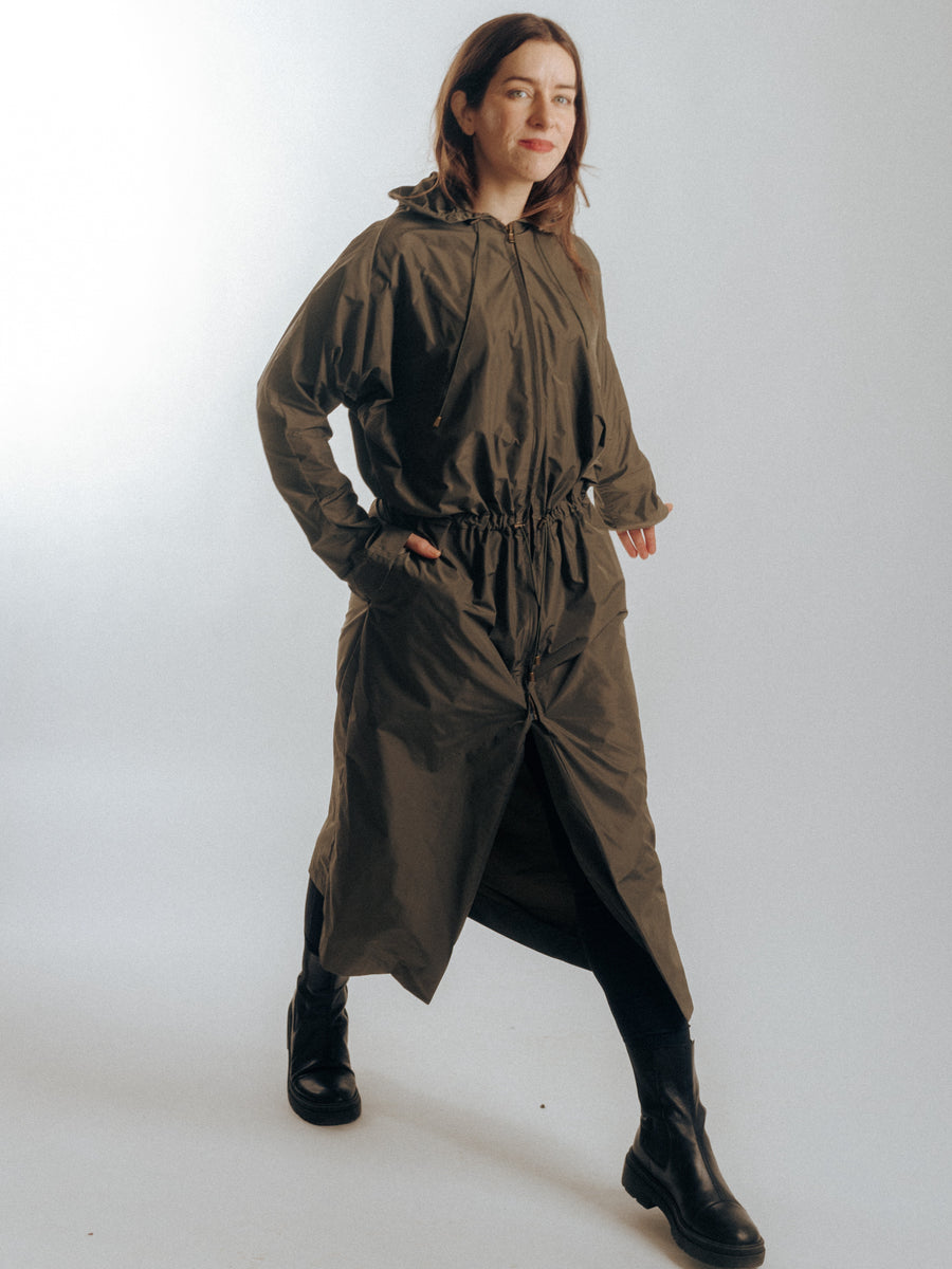 Long Raincoat with Hood - Moss