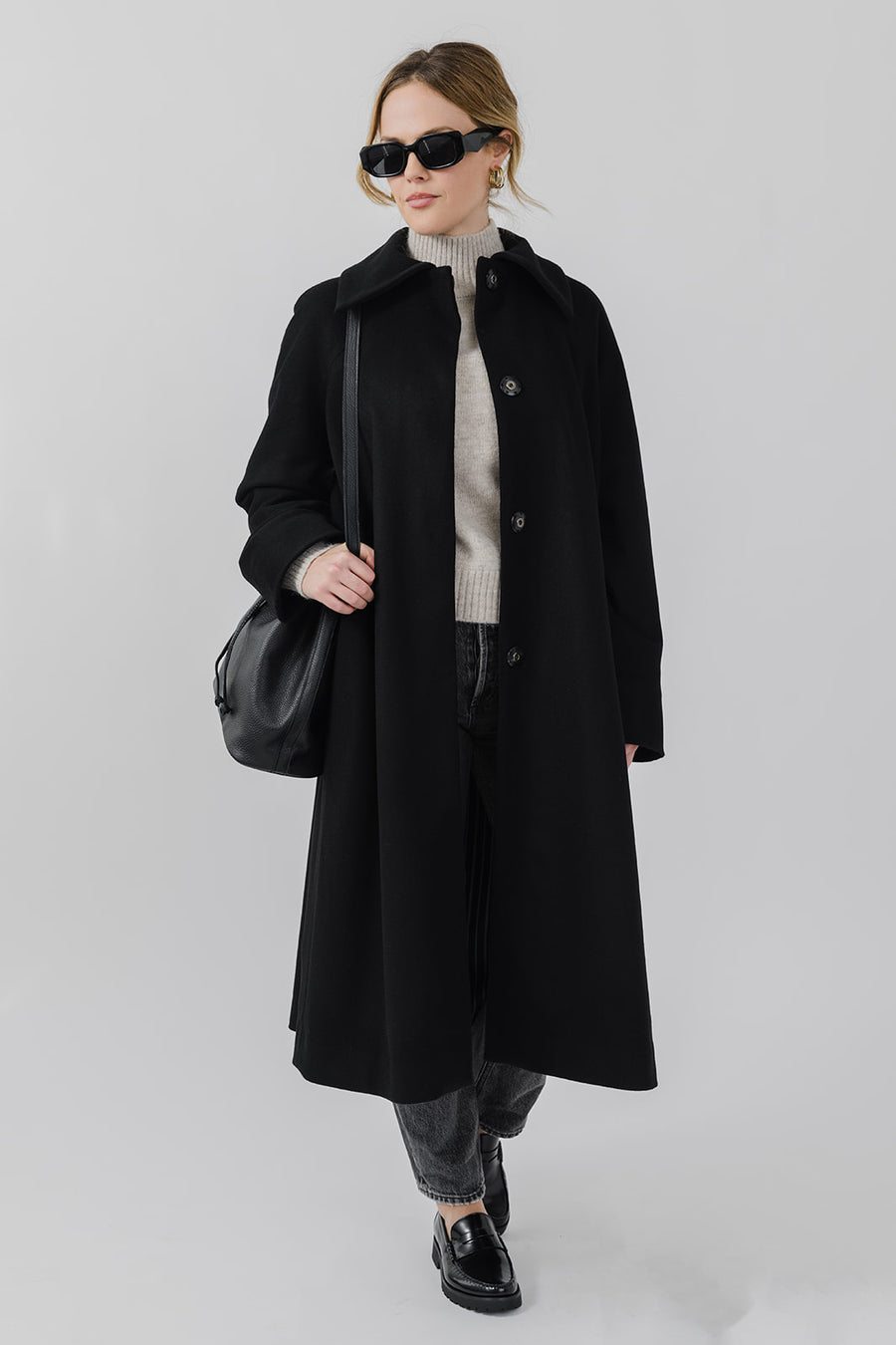 The Mag Mile - Wool Coat in Black