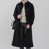 The Mag Mile - Wool Coat in Black